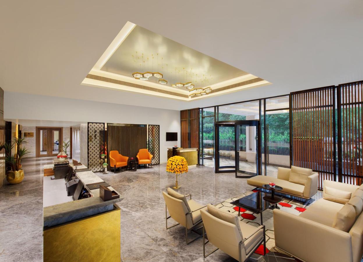 Bellevue Sarovar Premiere Dzsunagadh Kültér fotó